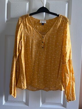 Women’s Mustard Yellow Button-Front Blouse